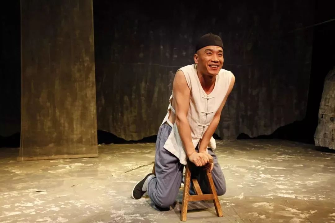 喜剧创作谈在笑声中透视人生