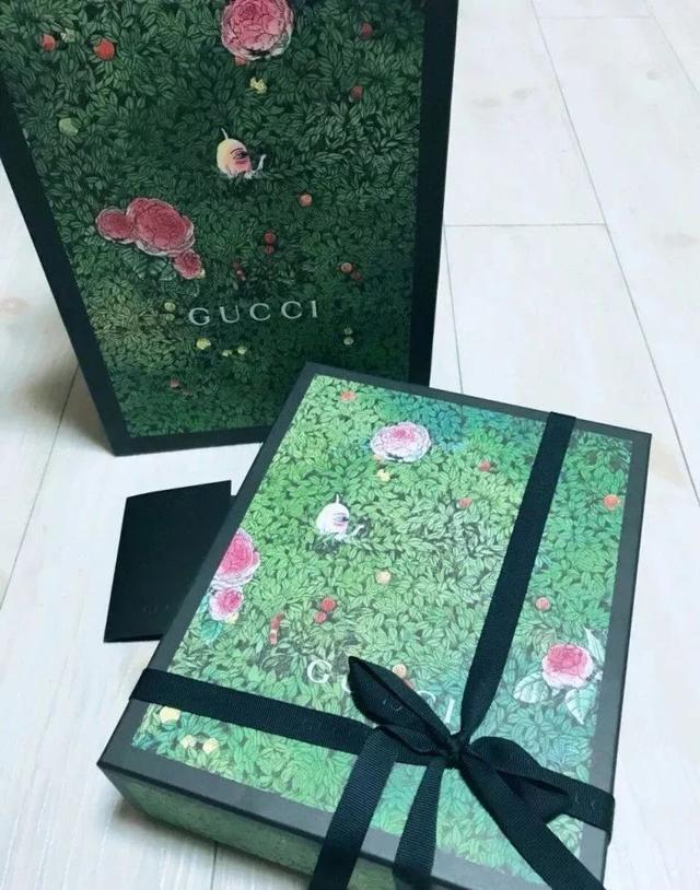 连包装都这么美难怪gucci成为最受欢迎的奢侈品