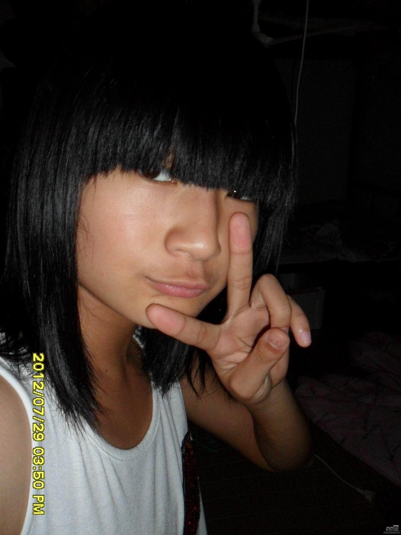 16岁"最美女孩",为扶老太太却被撞身亡,全国各地人来为她送行_沈玉琼