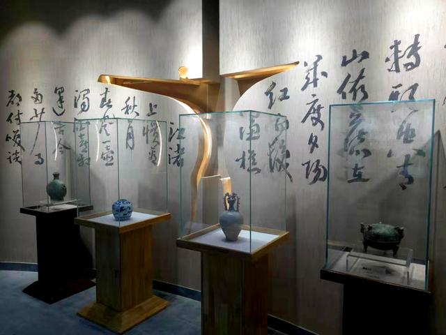 拜谒洛阳华夏酒文化博物馆