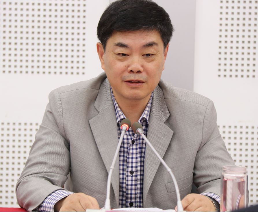 我县扫黑除恶建筑业发展被人大关注