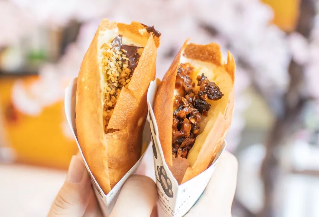 成都殿堂级小吃蛋烘糕来到广州热乎乎超多料