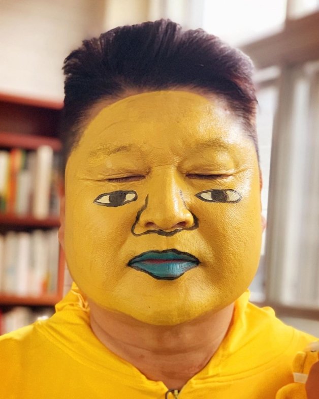 从"无脸男"到"神妙汉"!姜虎东最新cosplay熊猫再度超越自己