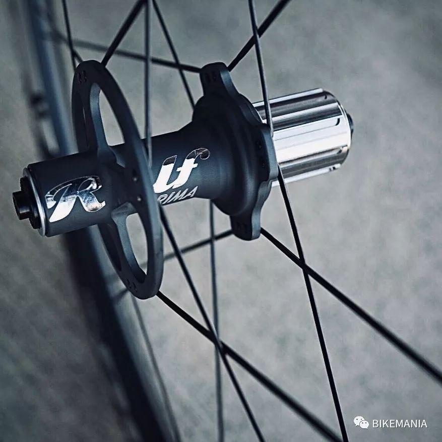 玩出新"花"样,美国rolf轮组 棱镜油膜 限量版!