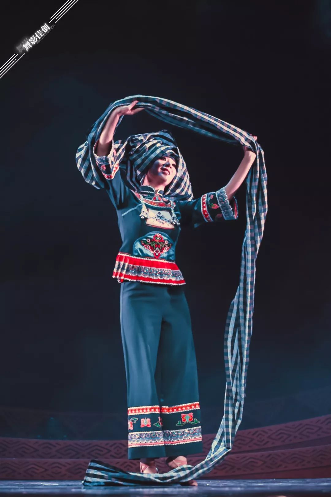 舞影图集|西南少数民族民间舞蹈原创作品展演_单位