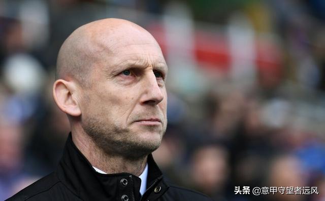 球队客场遭阿贾克斯4球虐杀 前米兰曼联铁闸黯然辞职_斯塔姆