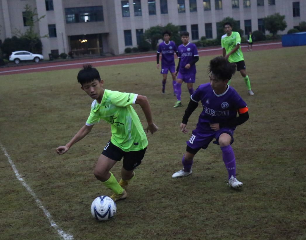 宁波四中勇夺宁波市直属高中足球赛普高组冠军