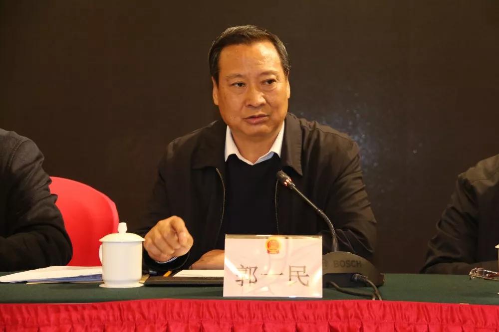 曹峰被任命为区政府副区长,霍国荣被任命为区政府办公室主任