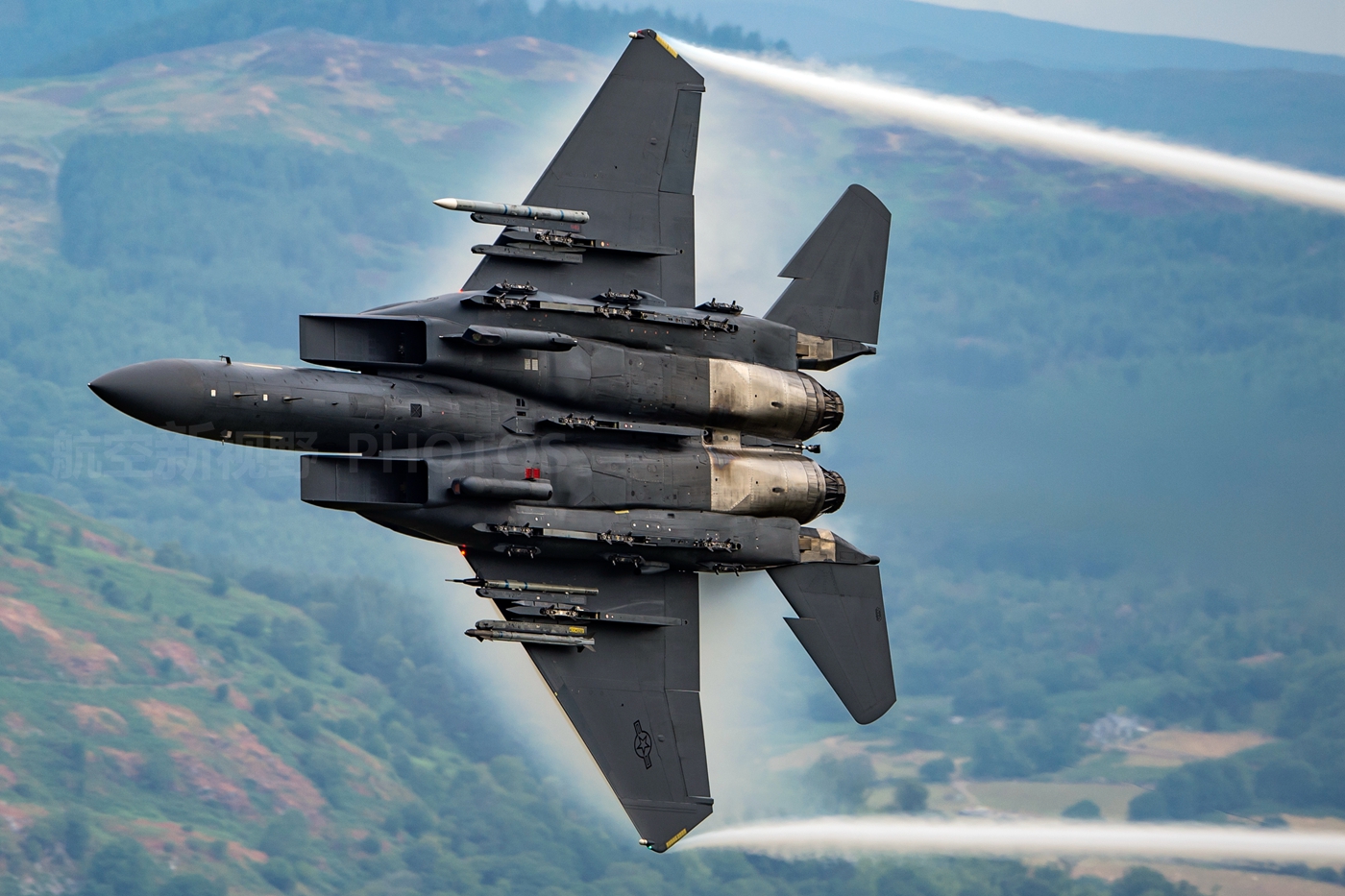 原创美空军f15e战斗轰炸机音速峡谷超低空突防名副其实的攻击鹰