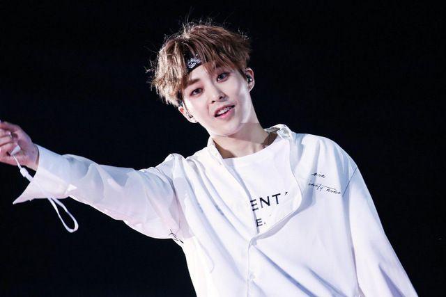 exo9人谁的颜值最高官方排名给你答案张艺兴颜值竟垫底