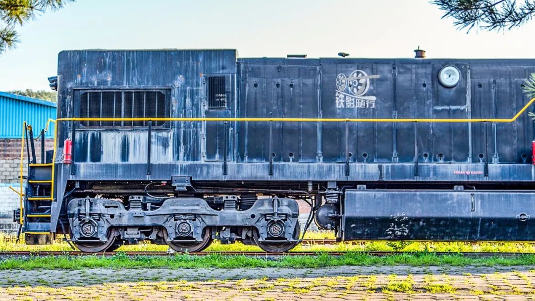 梁瑞汀)来到中国的u33c型内燃机车只有3台,与nd5不同,u33c并非新造