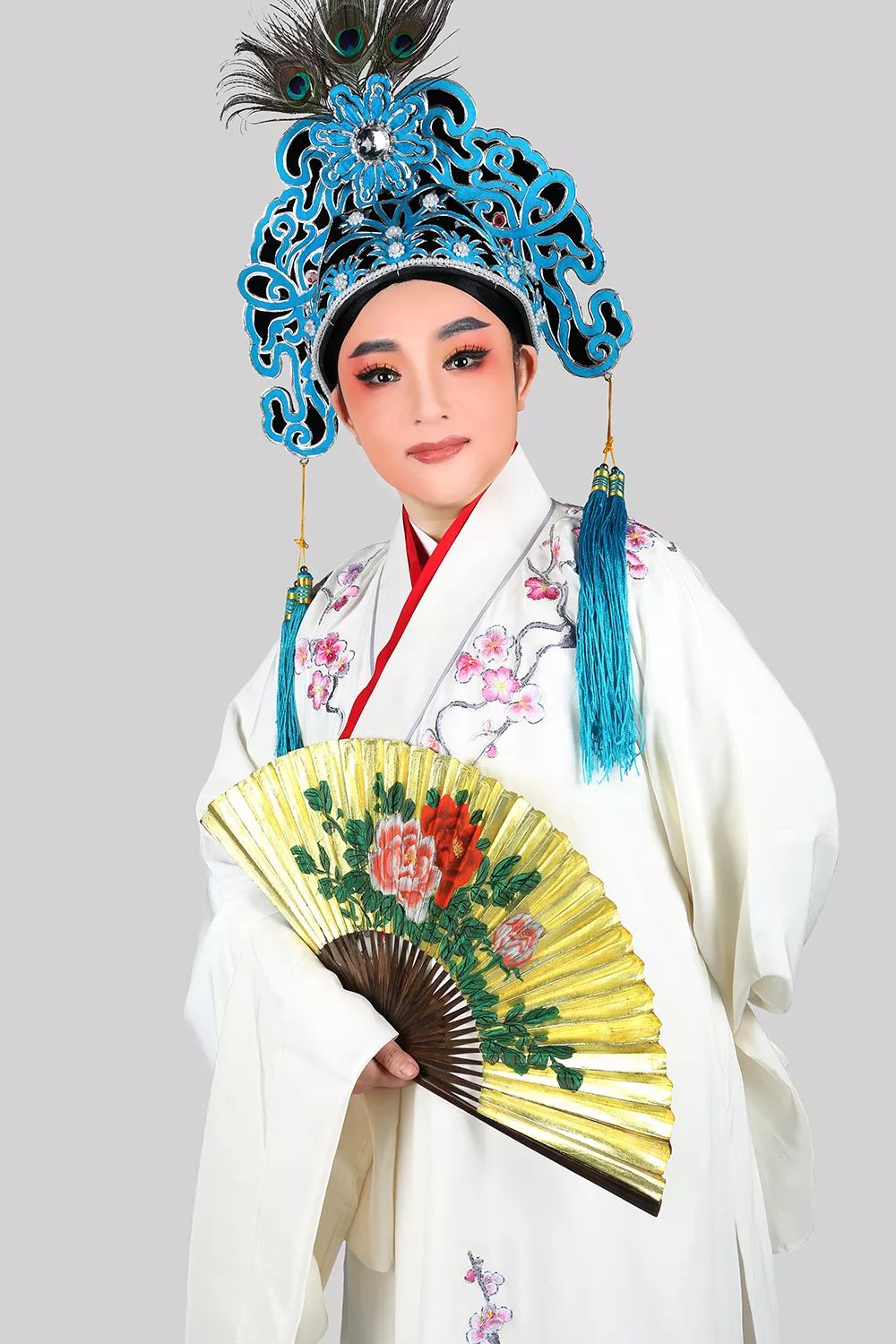 孙 / 弘李珍珍,原温州市越剧团副团长,国家一级演员,著名越剧表演艺术