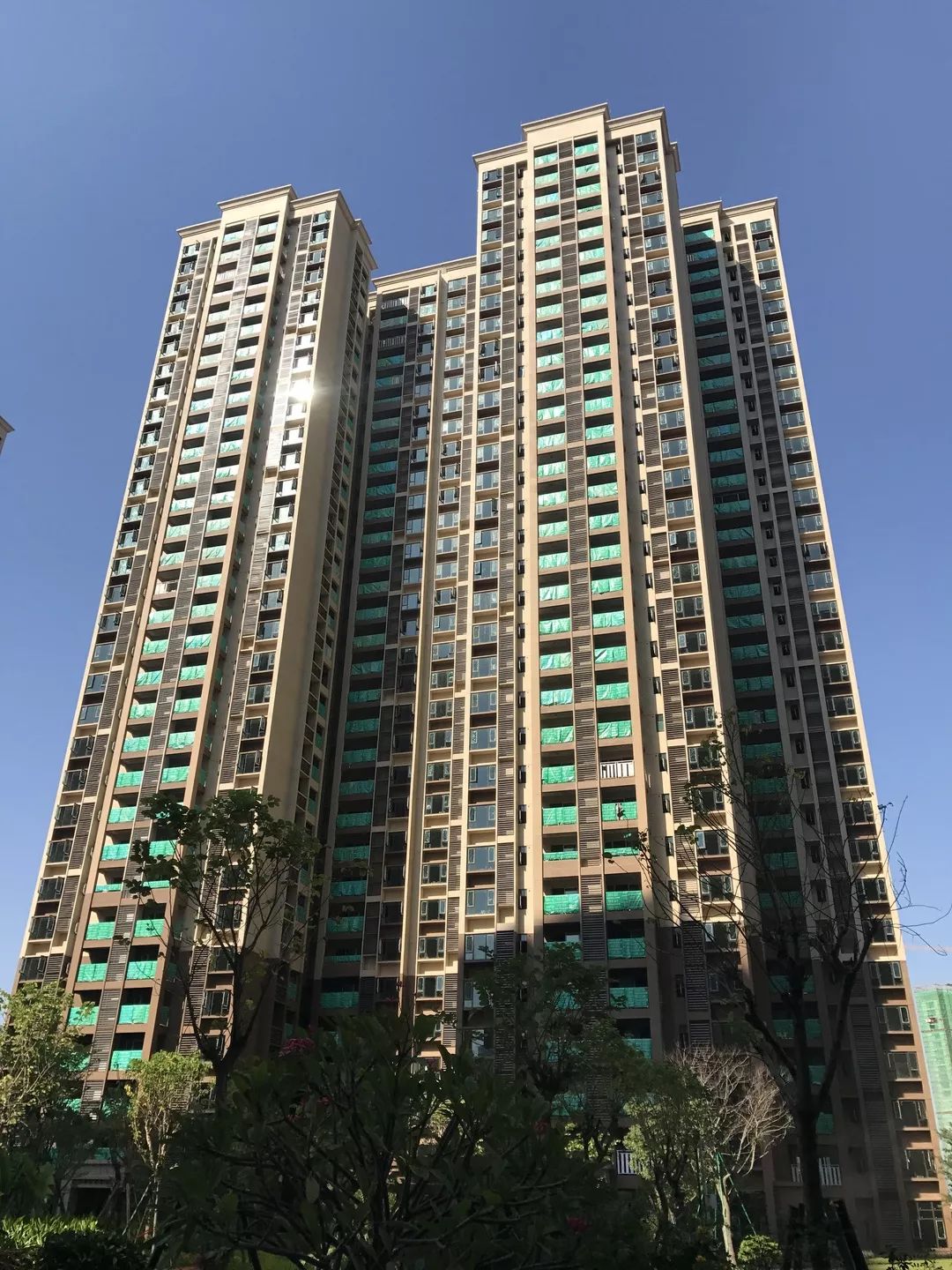 河源雅居乐御宾府御宾府组团1栋2栋3栋4栋5栋楼栋封顶砌筑抹灰