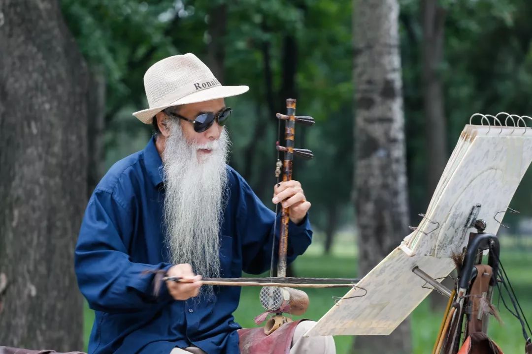 二胡◎《中国器乐电视大赛》关永琪演奏《流水》如此寂寞又备受推崇的