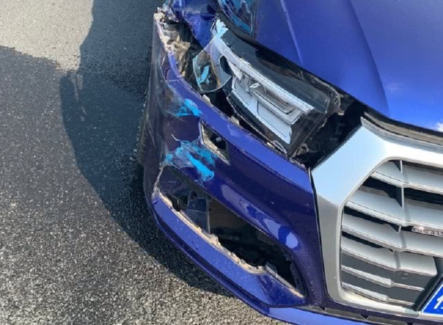 奥迪q5l提车三个月被撞车友修好也是事故车了