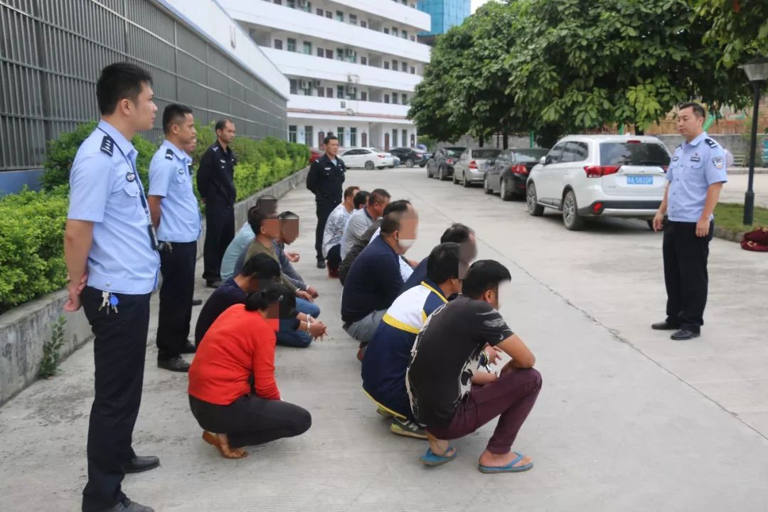崇左警方捣毁多个窝点百余名男女被抓