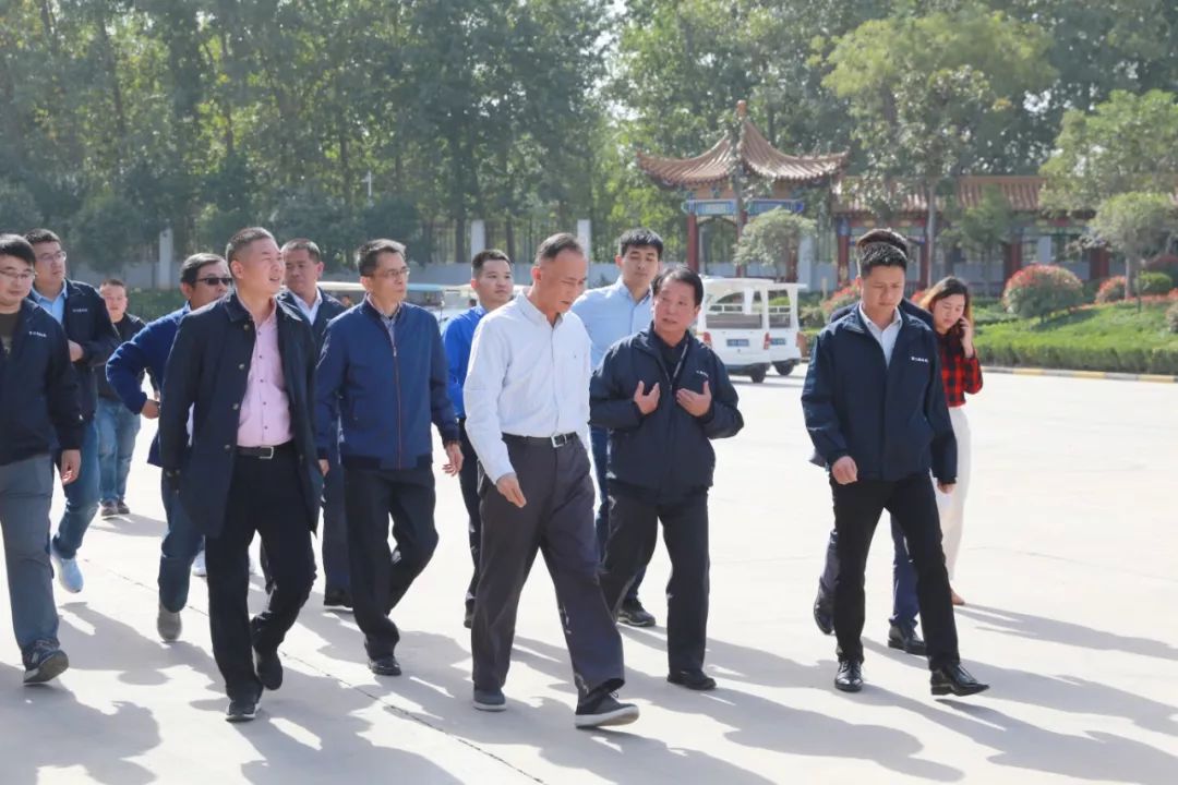 再一次来到济源厂区!林政辉执行总经理期待中激励我们奋勇前行!