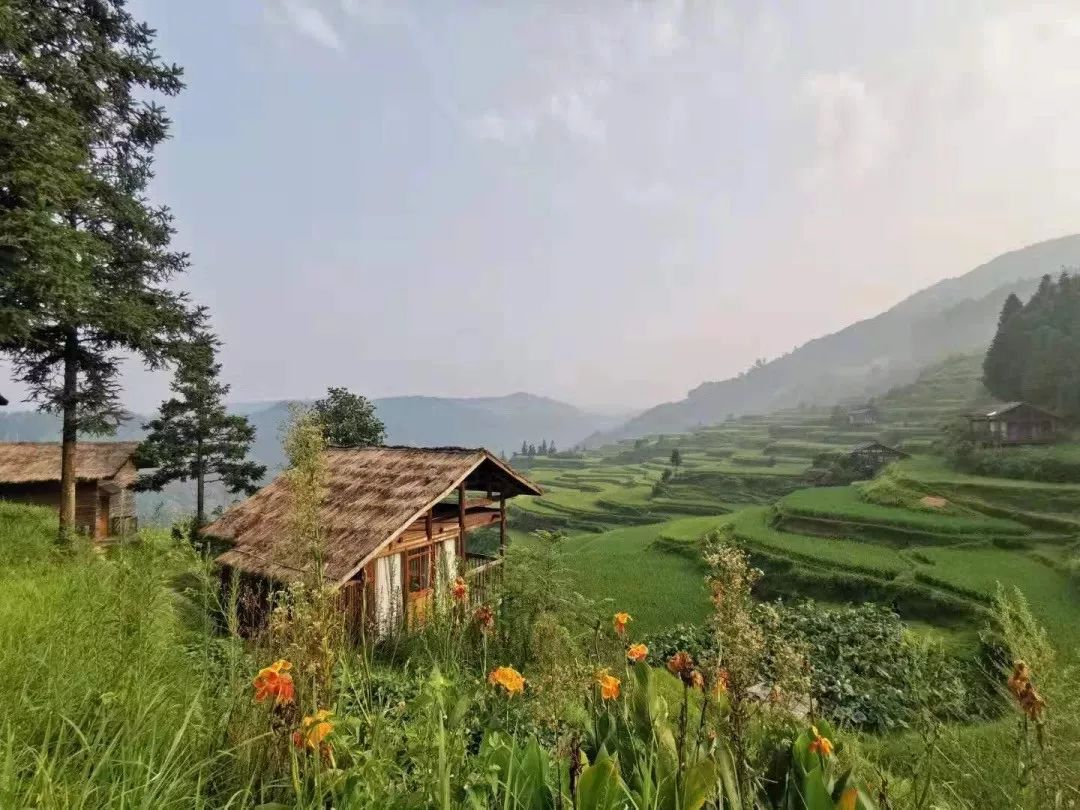 2018年底,盖宝村实现了全面脱贫.