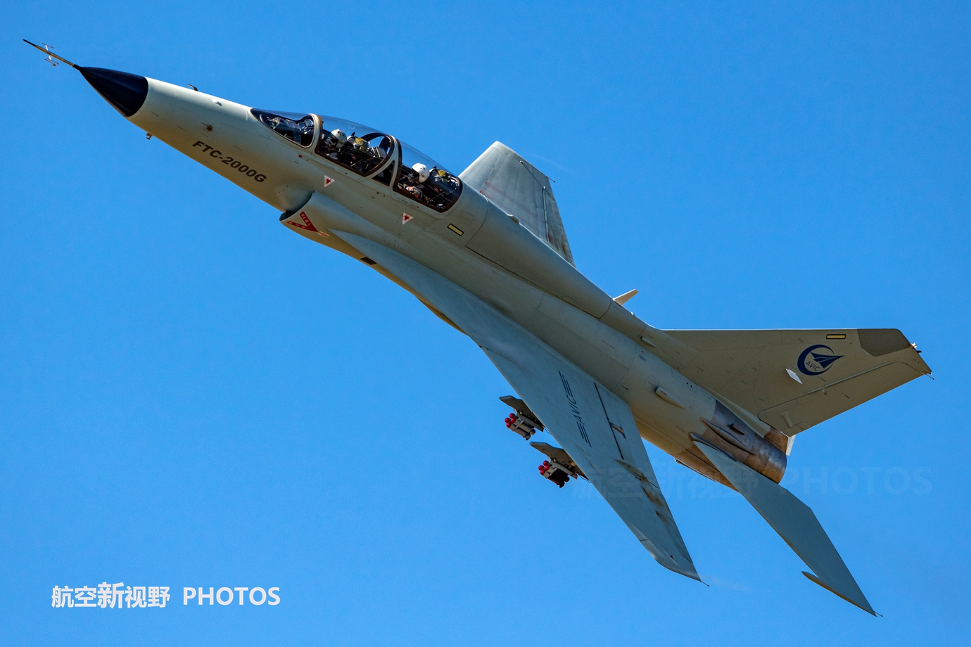 贵飞新型战机一飞冲天,已知最强米格-21,二代机魔改专供出口