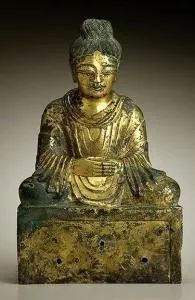 目前能够见到的带有年款的最早佛像是哪一尊