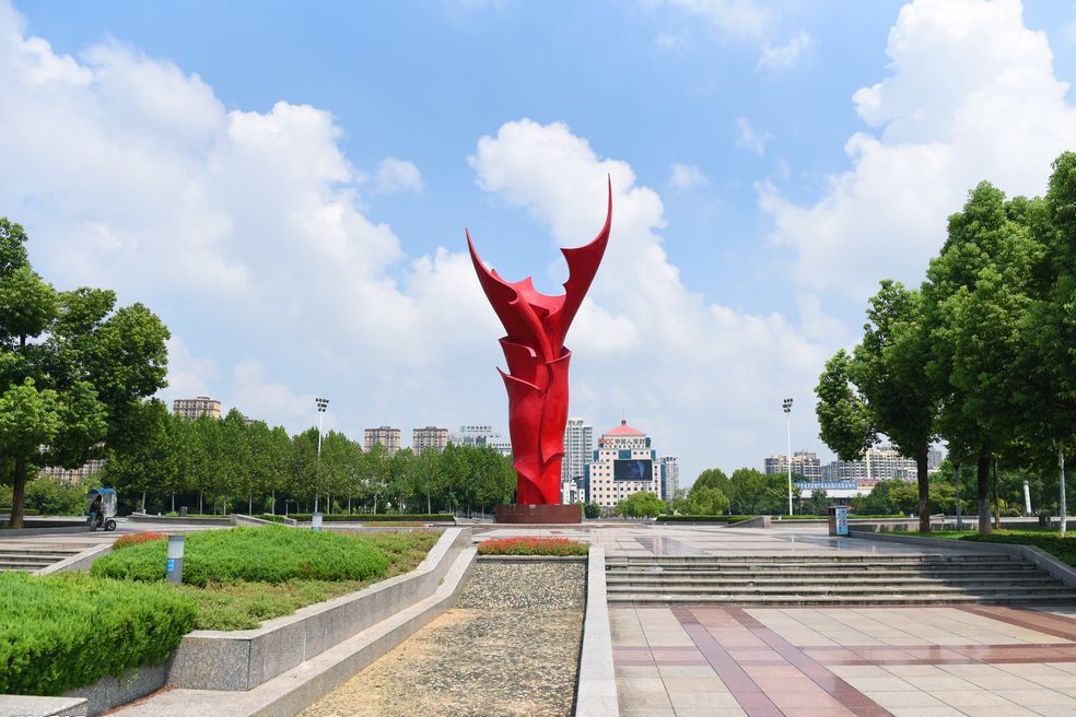 火炬广场设计哪市强专家带您欣赏六安中央广场