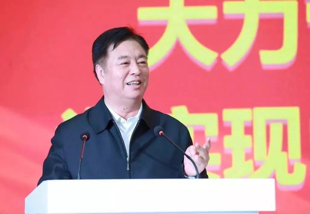 大同机车厂董事长照片图片