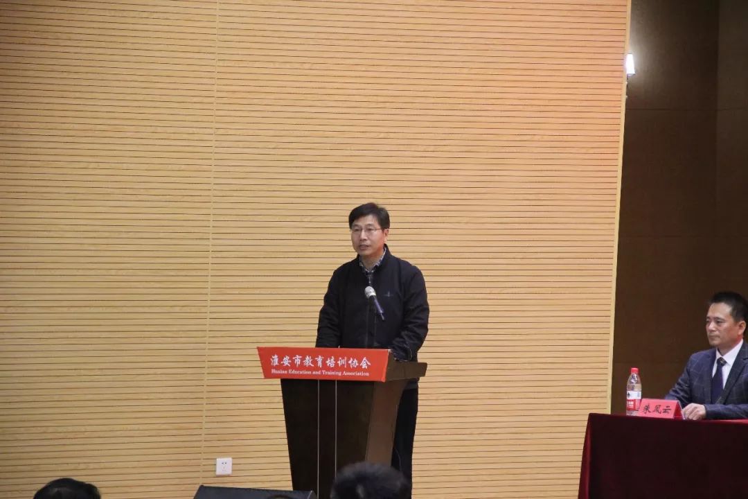 市教育局程永清副局长,市政协委员,淮阴师范学院朱风云教授兼农工党