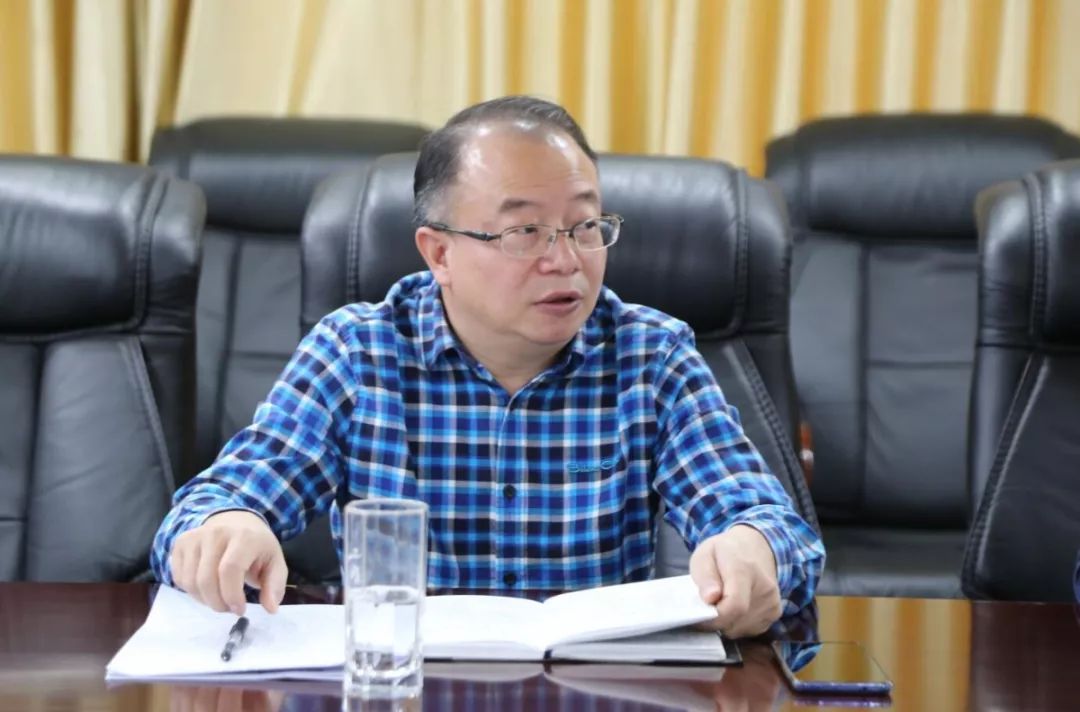 节筹备会在西城校区博通楼四楼会议室召开,校长范志,党委书记汪建明