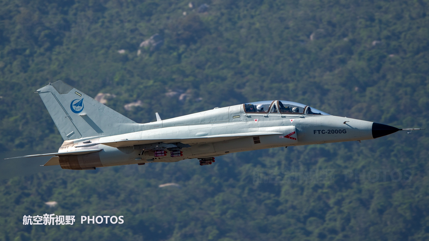 贵飞新型战机一飞冲天,已知最强米格-21,二代机魔改专供出口