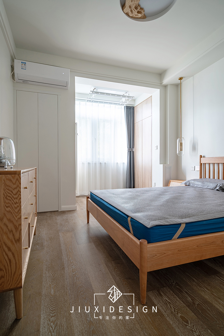 久栖设计小房也能拥有惊人收纳力利用原木白墙打造清新淡雅的禅意风