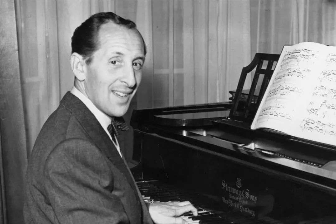 摩尔(franz mohr),斯坦威公司的"音乐会首席技