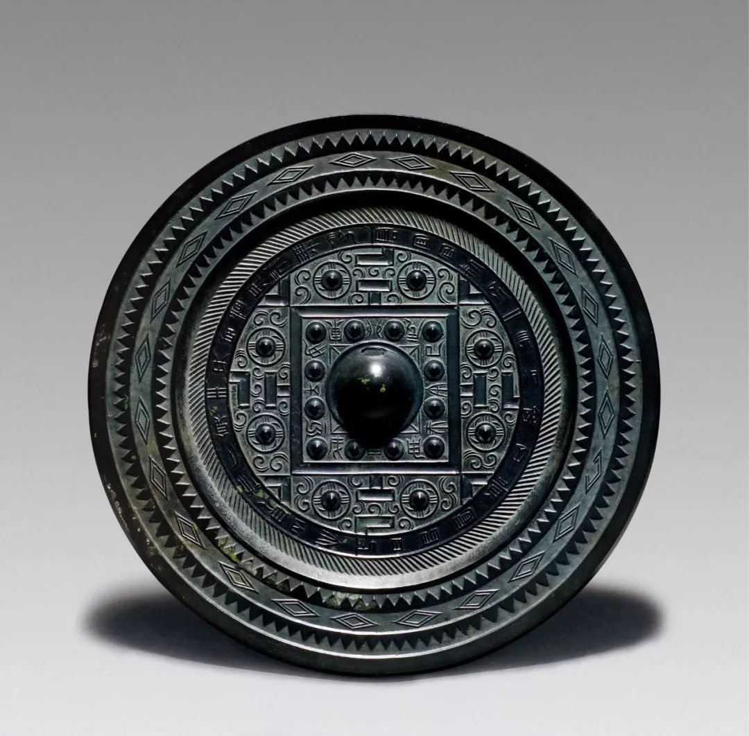 保利华谊上海秋拍铜镜赏析三