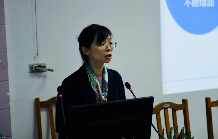 我院主办开封市2019年血液净化质控论坛 及"净护天使"培训会_赵静瑜