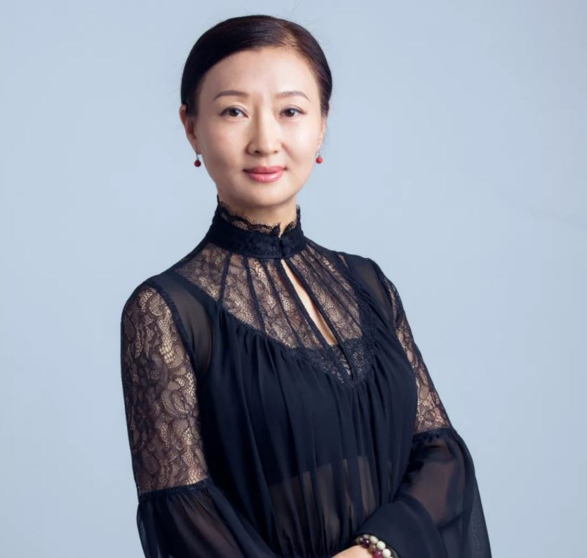 吴鹏耿雪夫妇脚步未迈认知先行做敢于创新的人