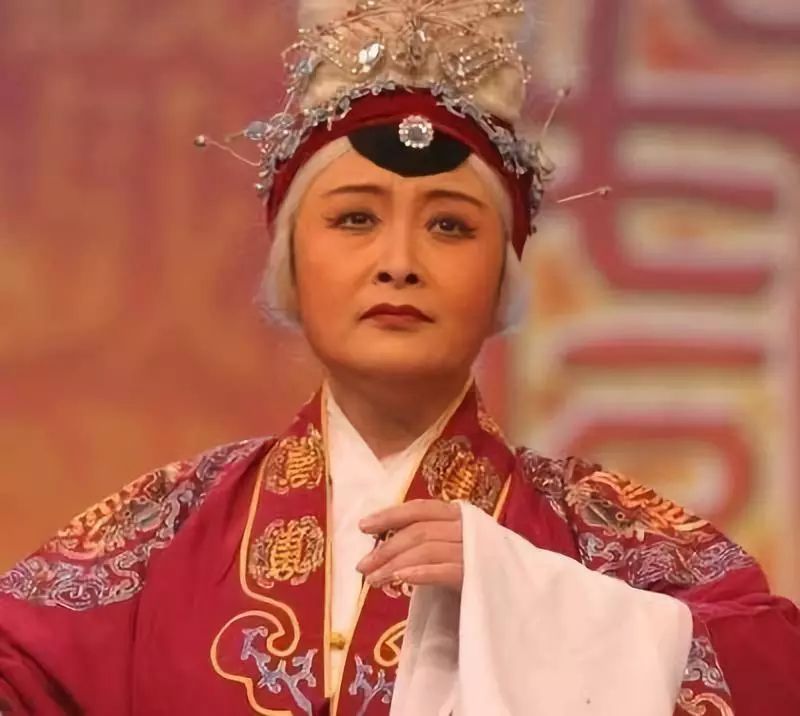 当旦角出场,戏曲就不再只是一群男人的故事……_武旦