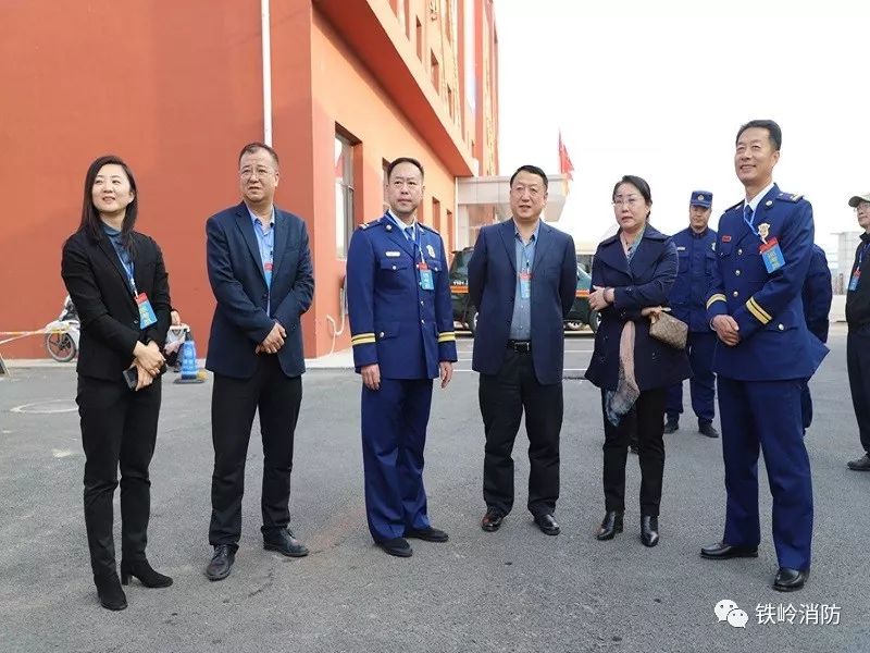 应急厅纪检组宋琳琳组长,省应急厅人事处刘芳处长,市应急局于洪江局长