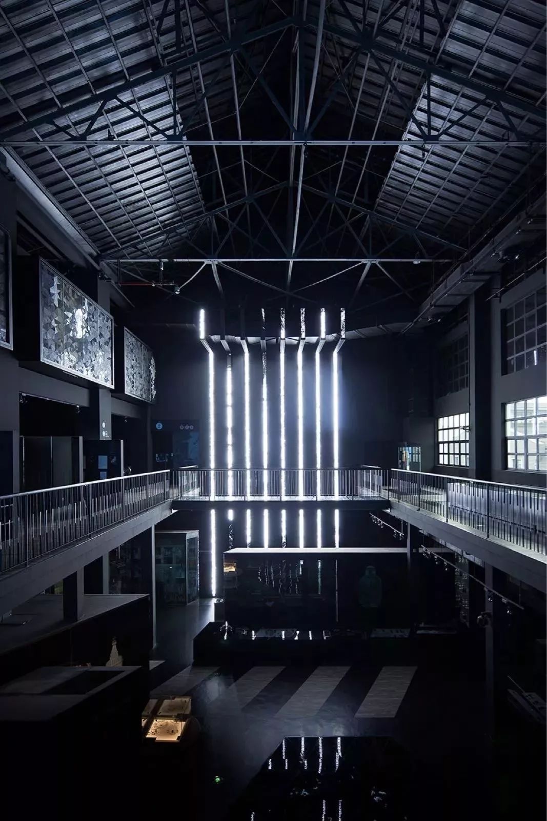 废旧工厂中再演退火当玻璃与当代艺术家相遇