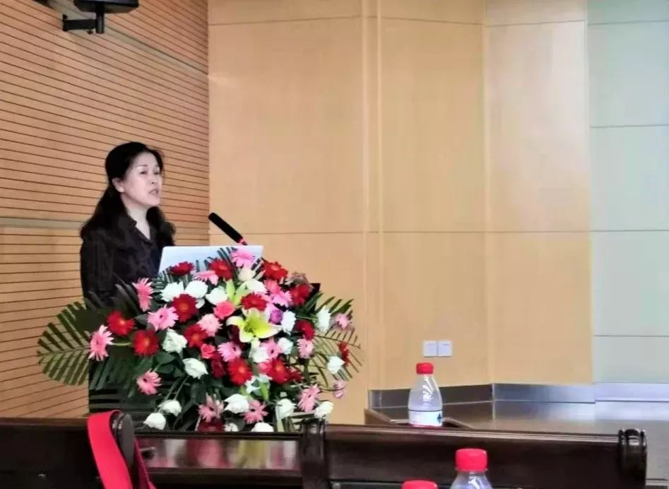 市中心医院举办中国医师协会皮肤科医师分会cda光诊断