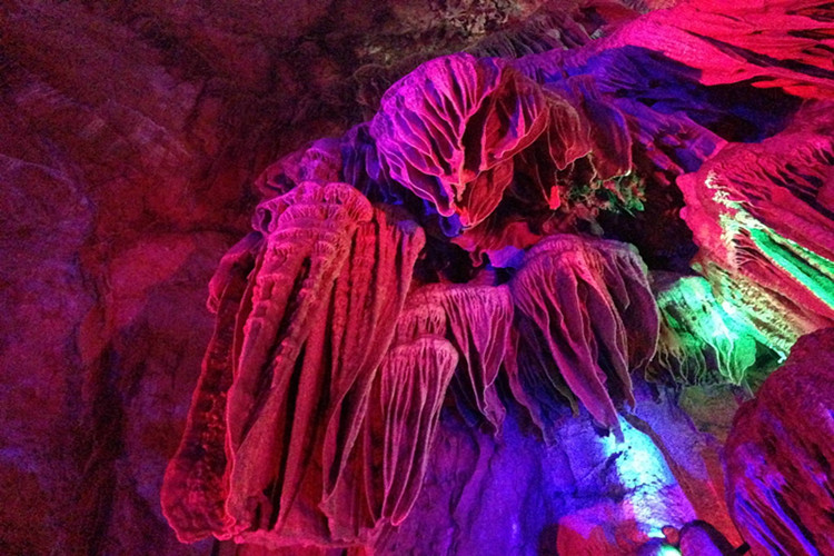 中国旅游景区大全之浙江灵山洞景区