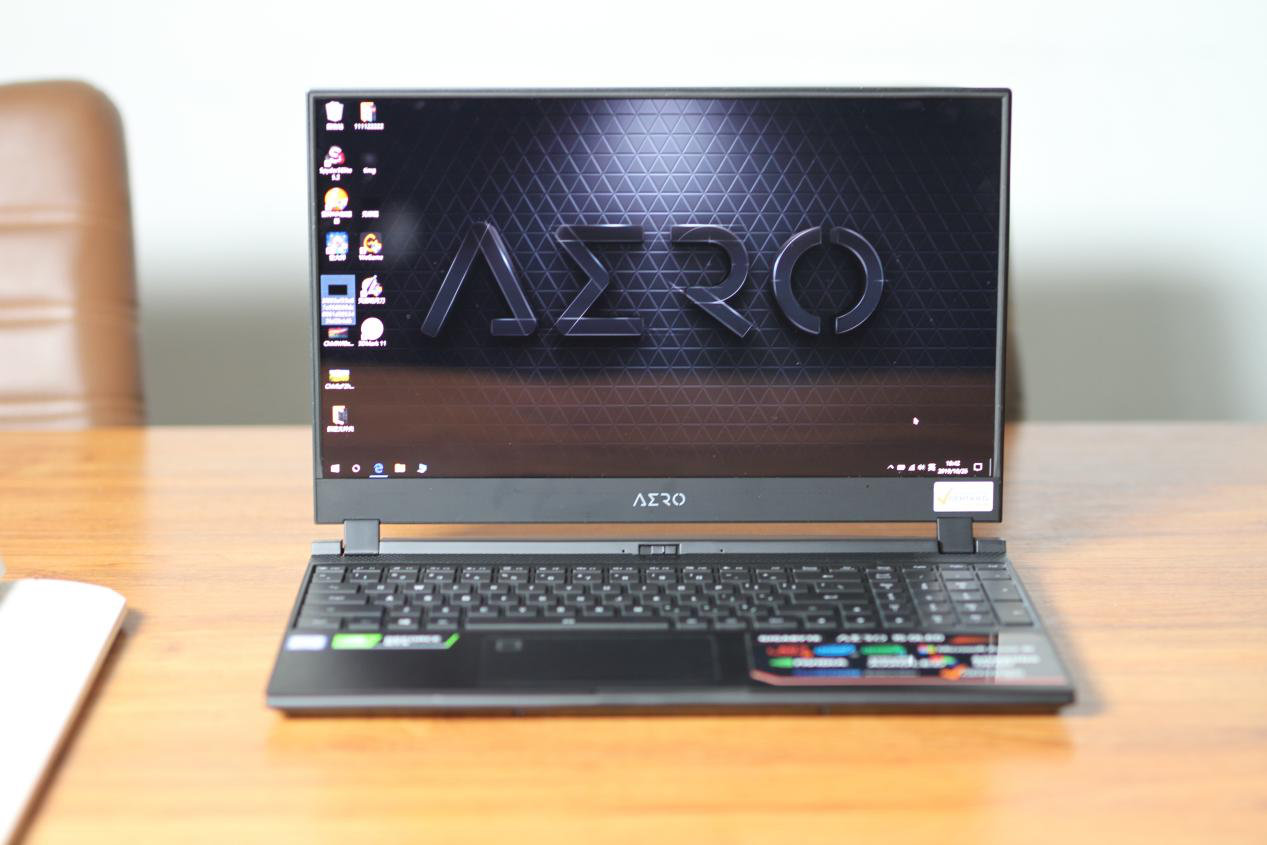 外观性能散热十项全能技嘉newaero15oled笔记本体验