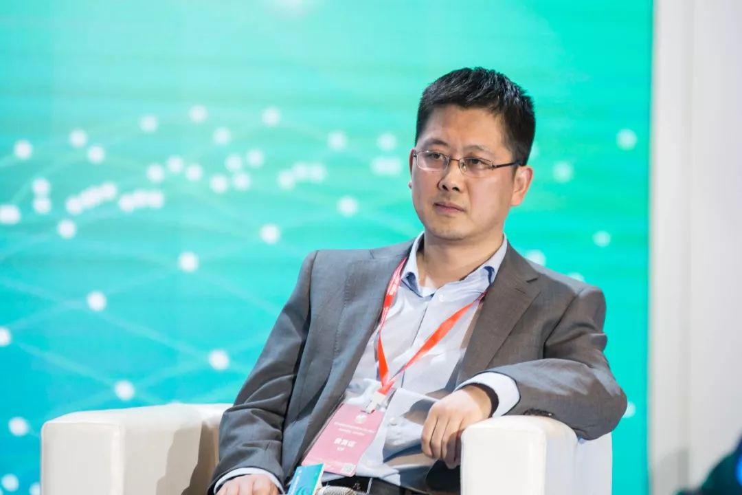 银鱼科技董事长董安民认为,数字乡村建设须循序渐进,打牢基础逐步发展