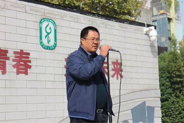 心系安全 警钟长鸣——南京市共青团路中学开展秋季消防安全疏散演练
