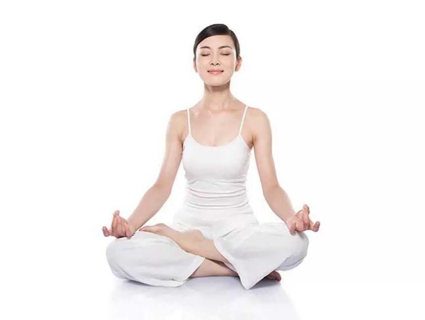 03 全莲花坐(难度:★★★★★)莲花式是难度比较大的,对柔韧性要求较