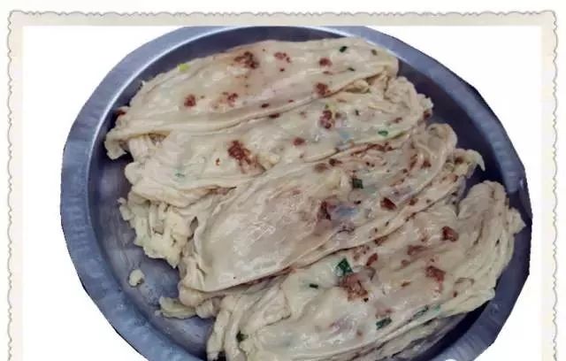 牛肉丸提起柘荣小吃,最富盛名的当属牛肉丸.