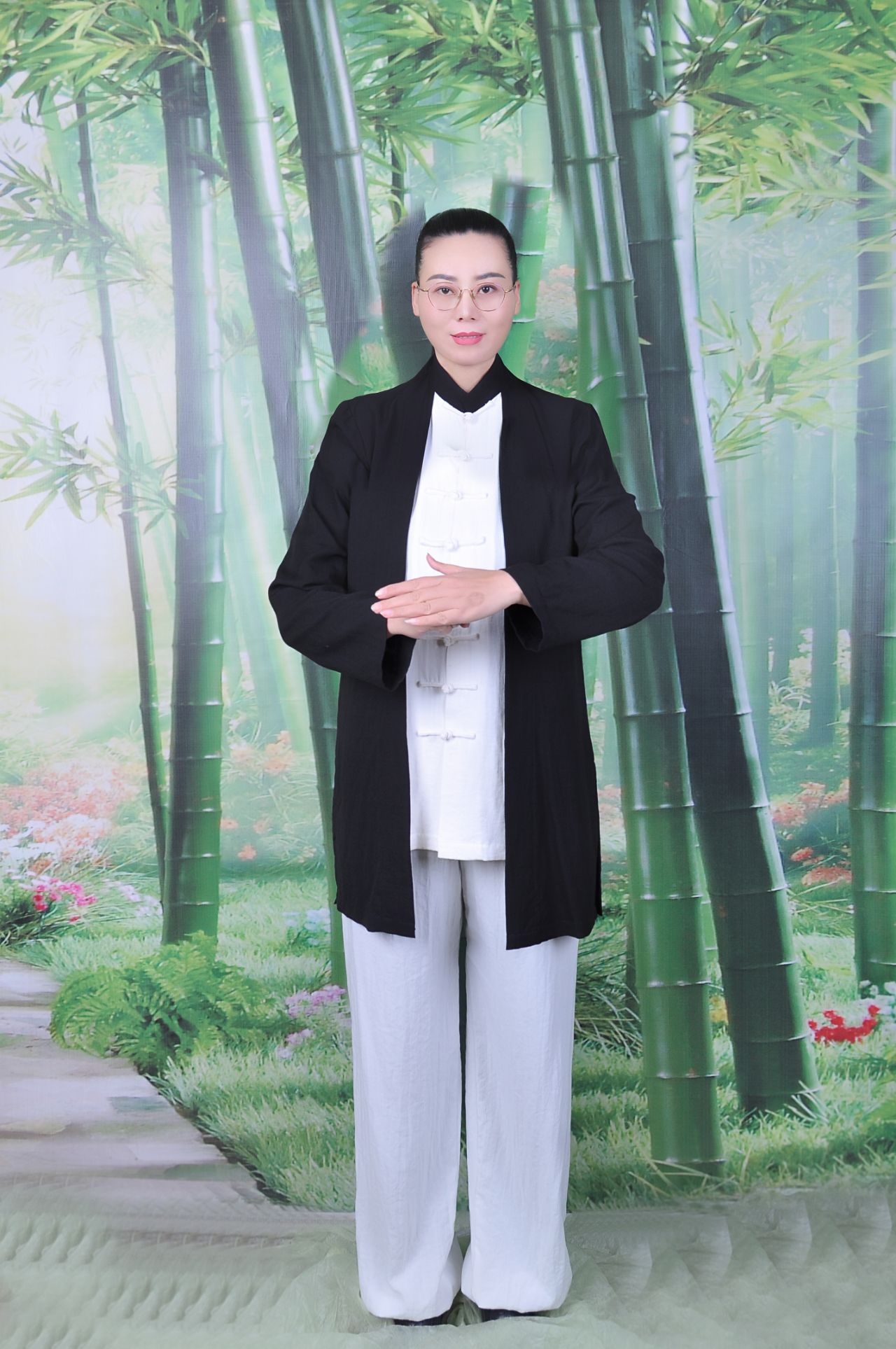 在此,祝福易学中医师刘珂颖医生的义诊公益事业越办