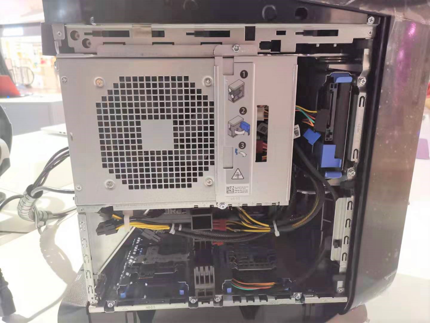 alienware新品台式机主机r9的硬件开箱评测