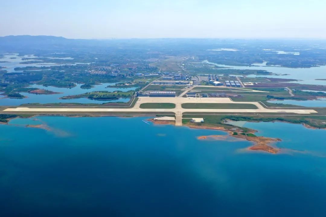 荆门漳河机场为保障赛事飞机训练,比赛和漳河机场其他飞机任务飞行及