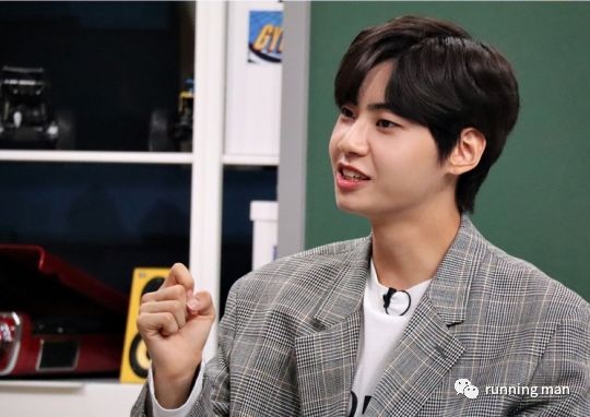 金钟国新综艺奇怪的五兄弟于今晚首播