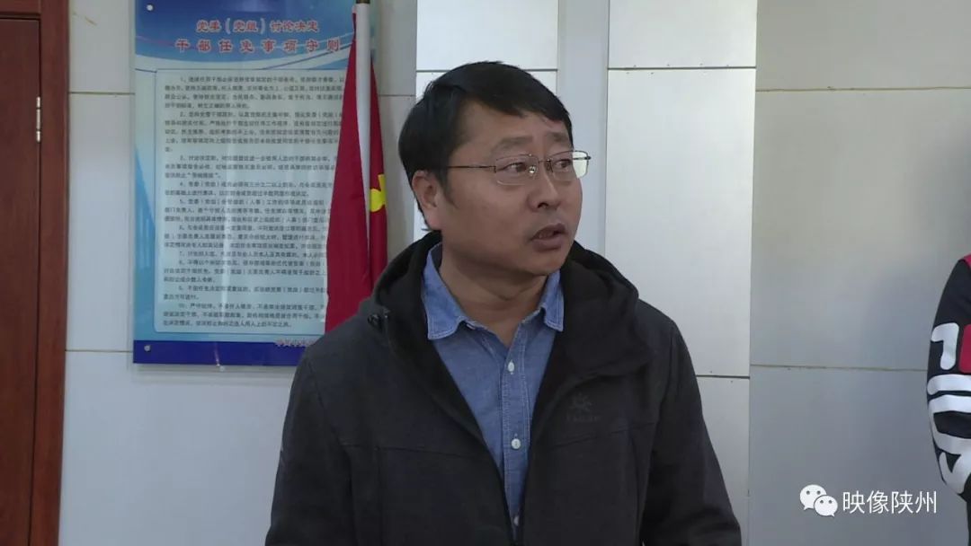 区委书记骆玉峰,区委常委,组织部部长席伟林,副区长孙丽松,国有三门峡