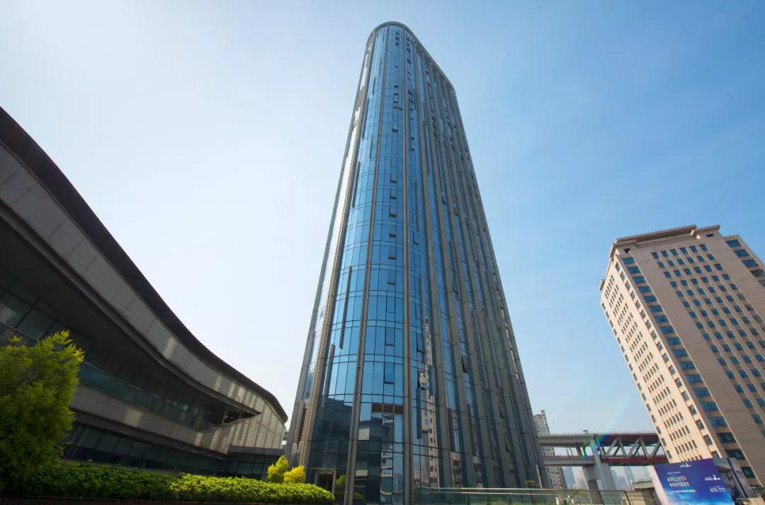 除此之外,随着轨道环线弹子石站建成通行,洋人街正式搬迁启动,以及群